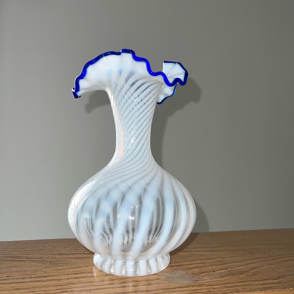 Fenton Glass Blue Ridge Opalescent Vase